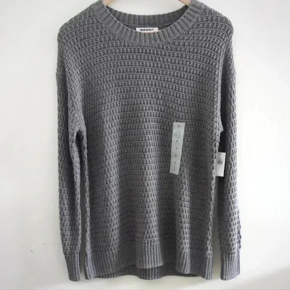 OLD NAVY | Women's Medium Gray Knitted Long Sleeved Crewneck Sweater